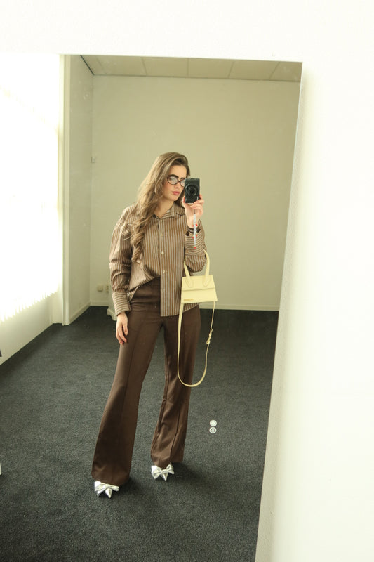 Two piece set, bruine pantalon + bruine streepjes blouse