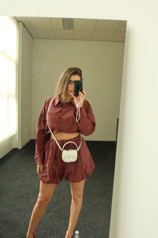 Two piece set, bordeaux rok + blouse