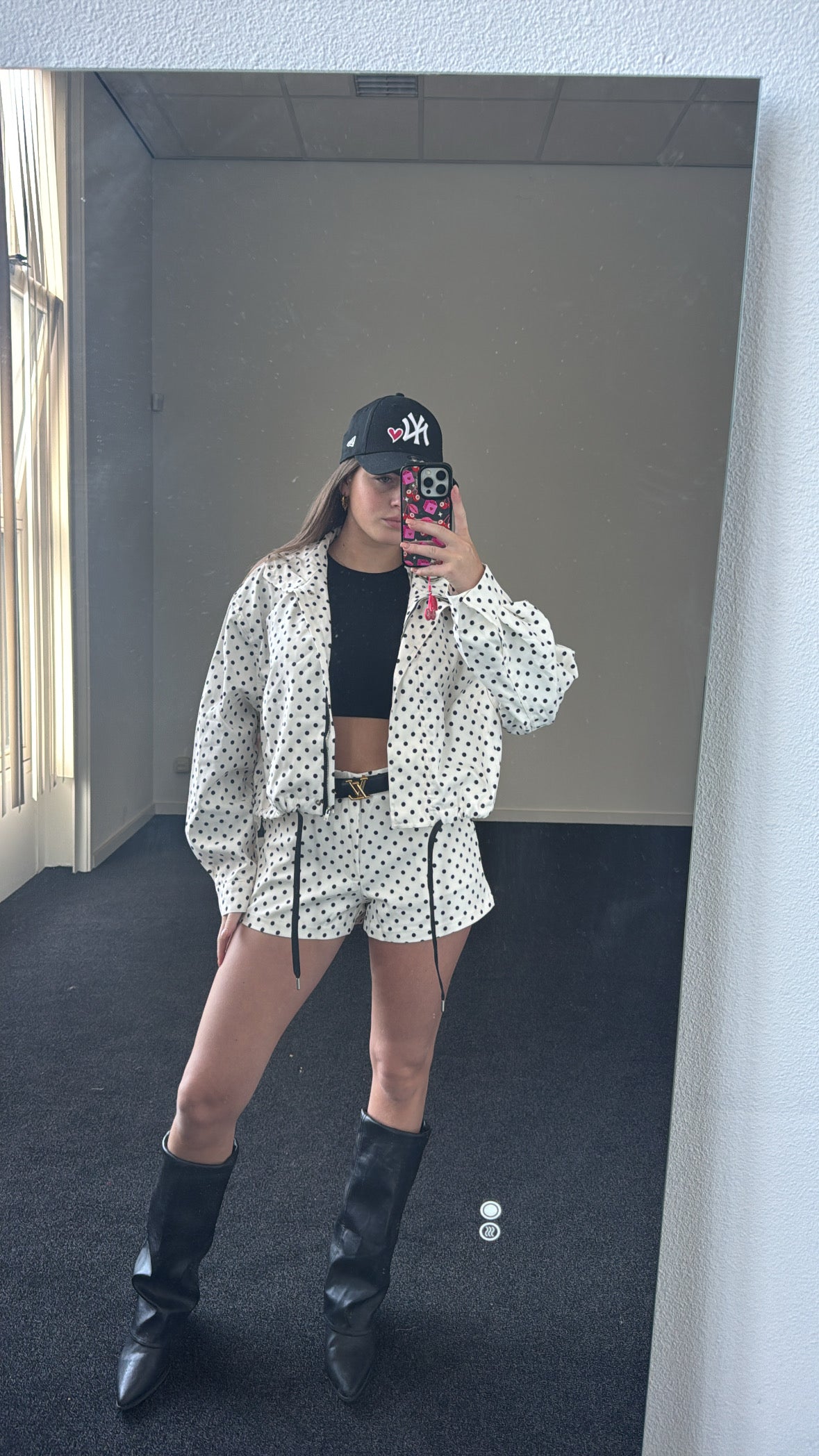 Two piece set, witte stippen