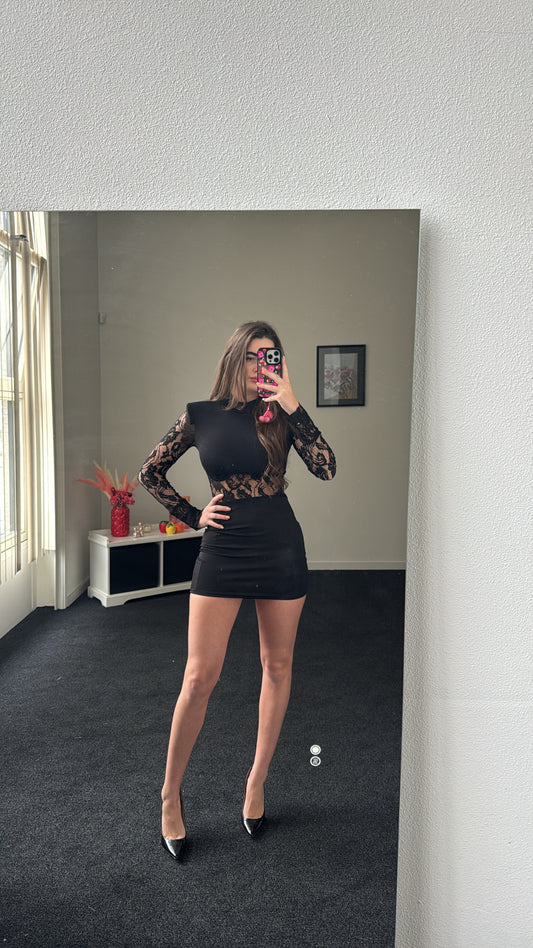 Dress, zwart kant