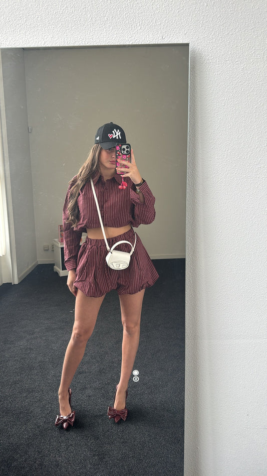 Two piece set, bordeaux rok + blouse